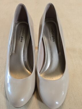 Predictions Comfort Plus Karmen Nude Patent Pump Neutral Basic Modest Nude